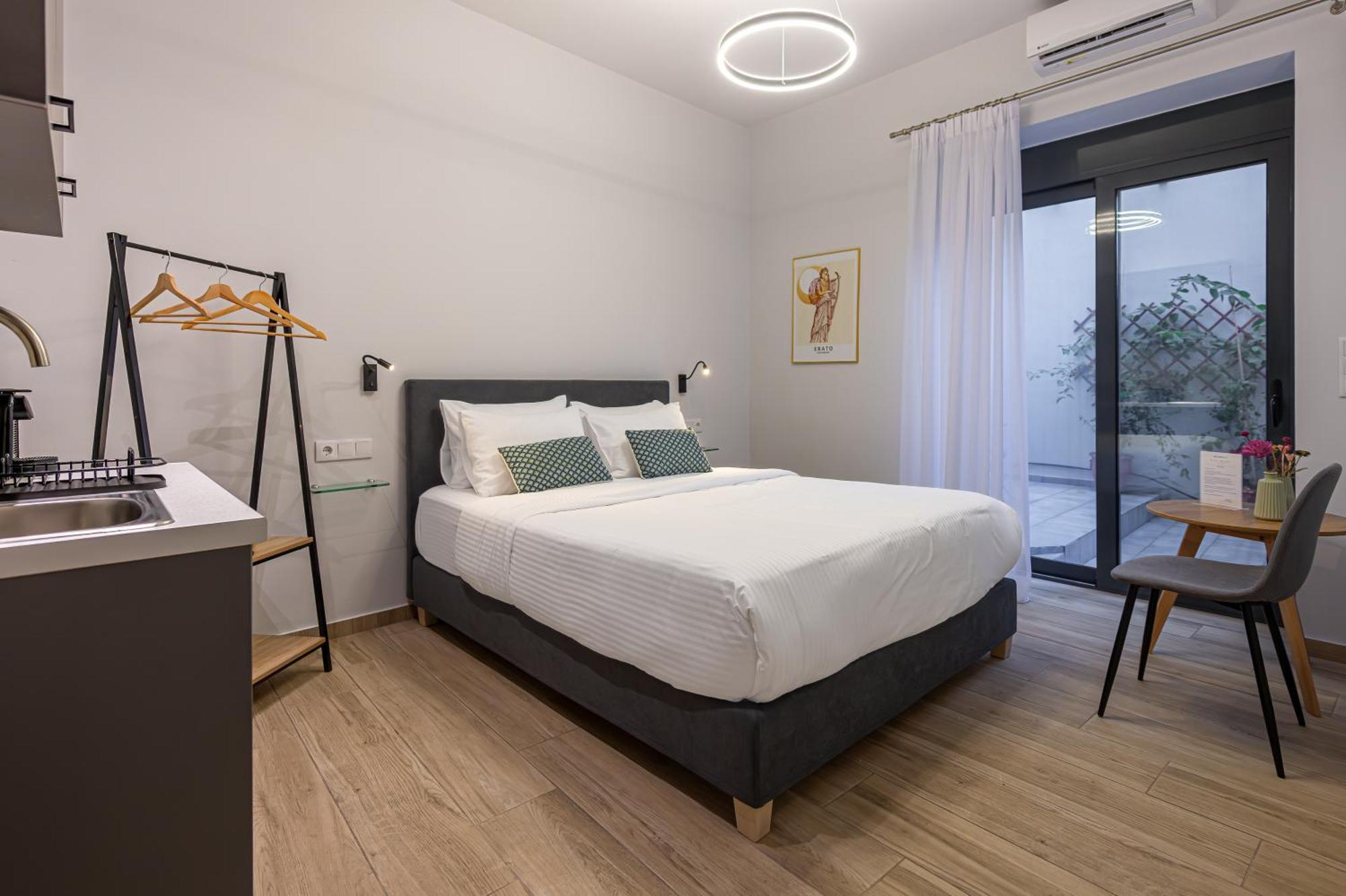Phaedrus Living: The Nine Muses Erato Appartement Athene Buitenkant foto